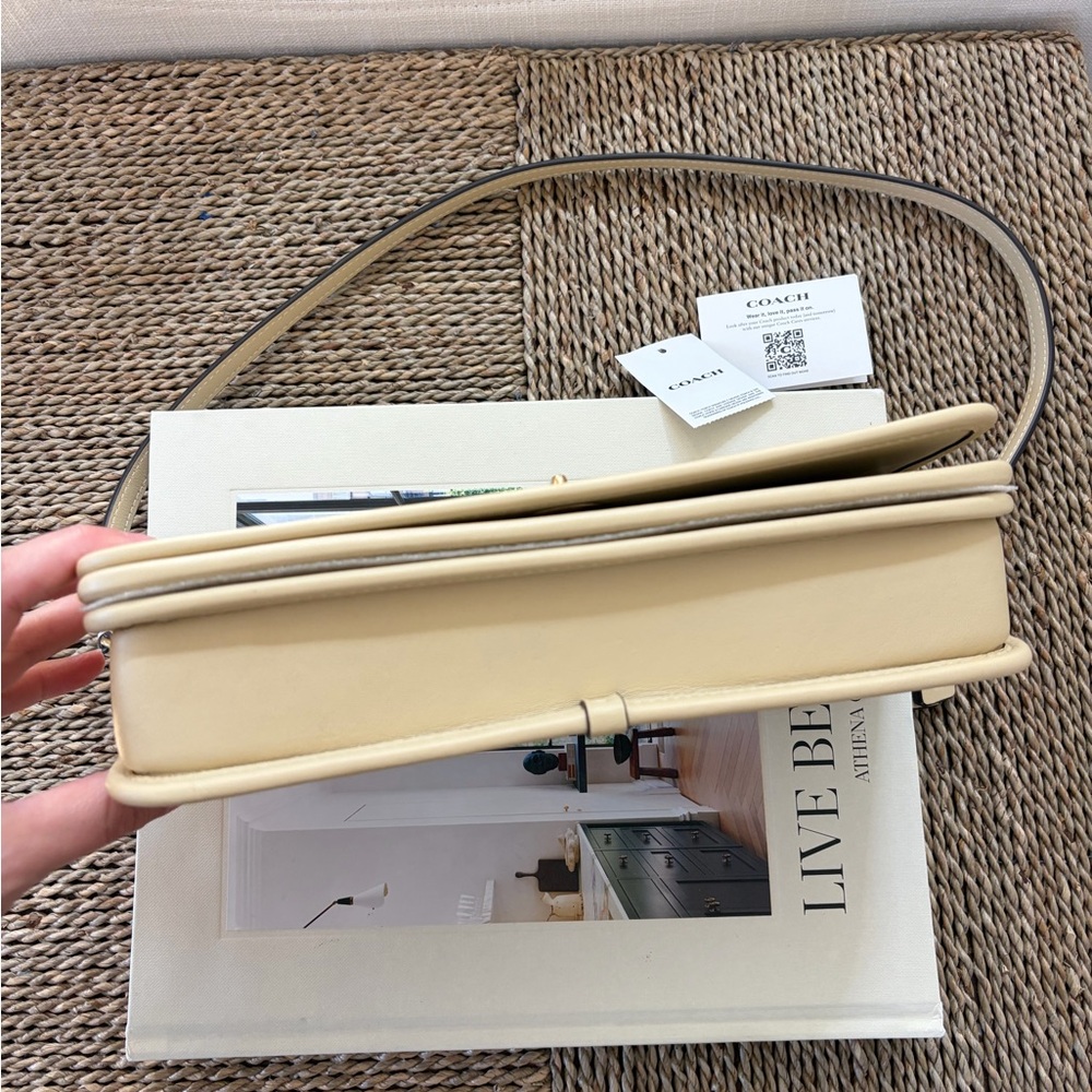 Coach Dinky Shoulder Bag in Moonlight - Picture 9 of 13